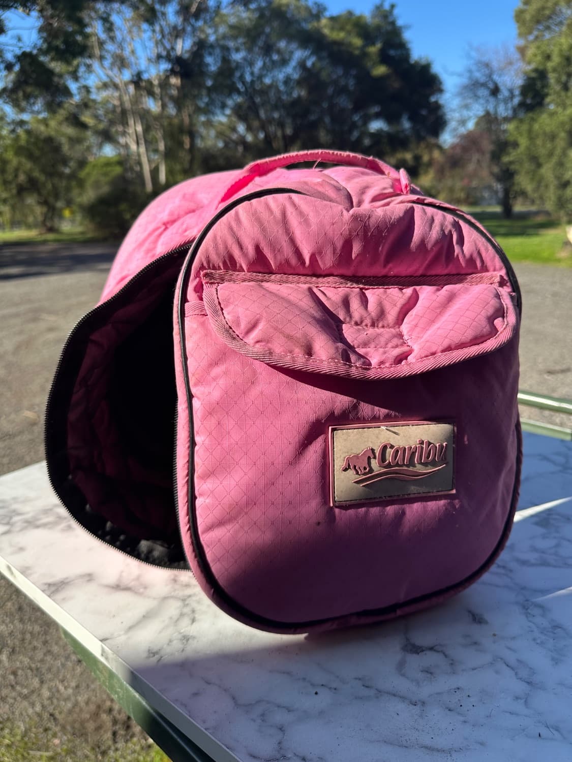 Caribu helmet bag